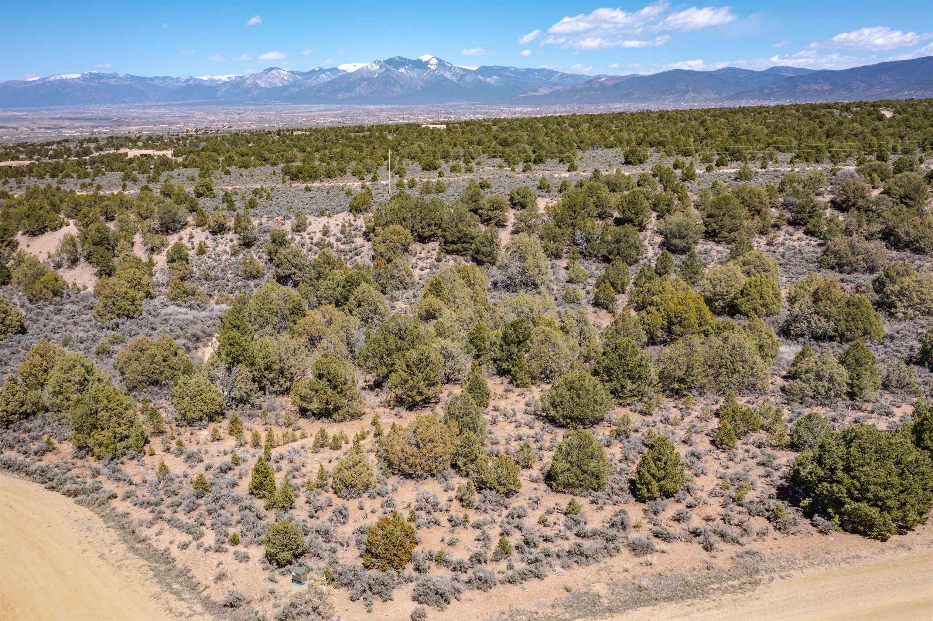 Calle Mirador, Ranchos de Taos, New Mexico image 24