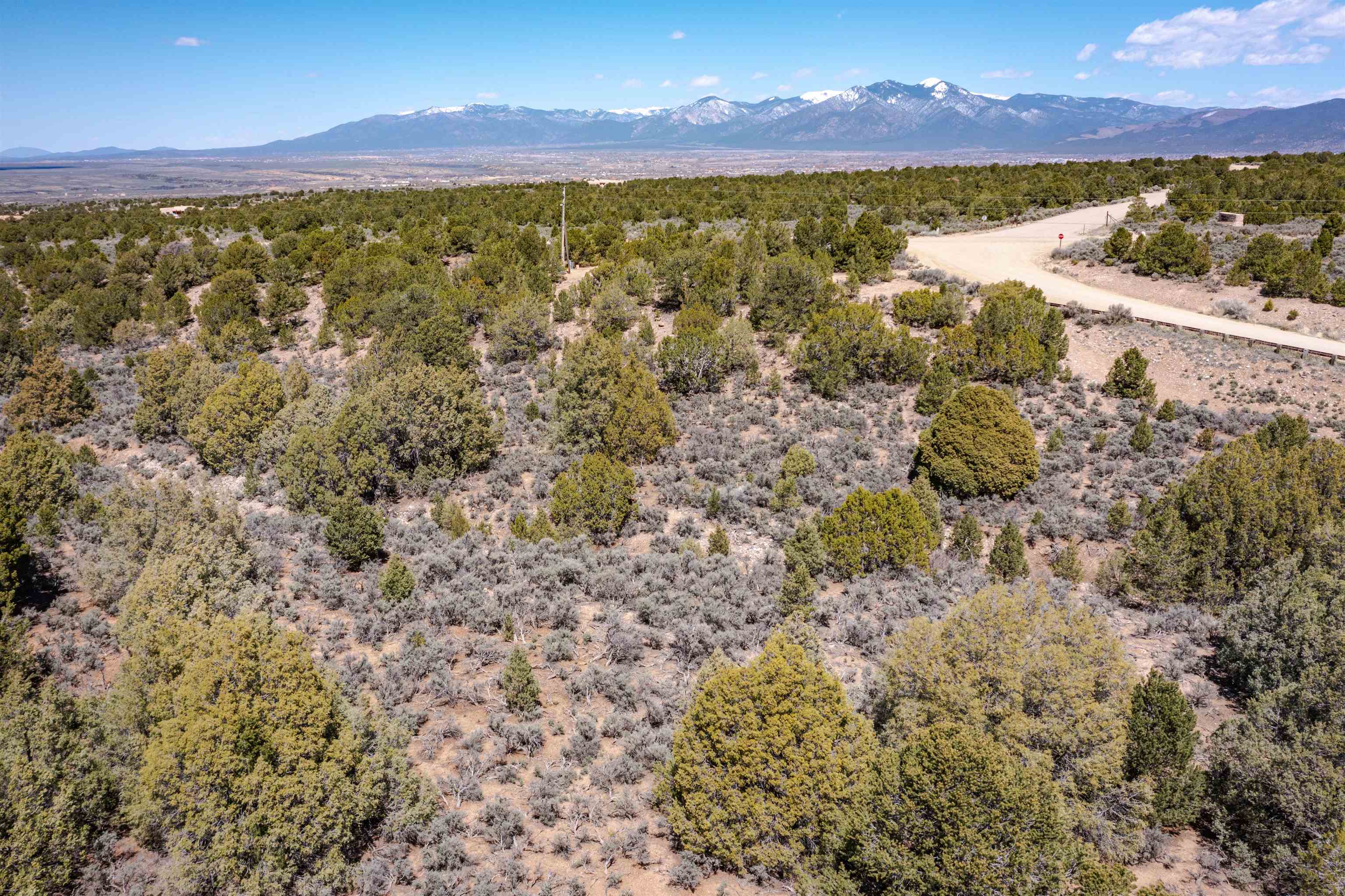 Calle Mirador, Ranchos de Taos, New Mexico image 21