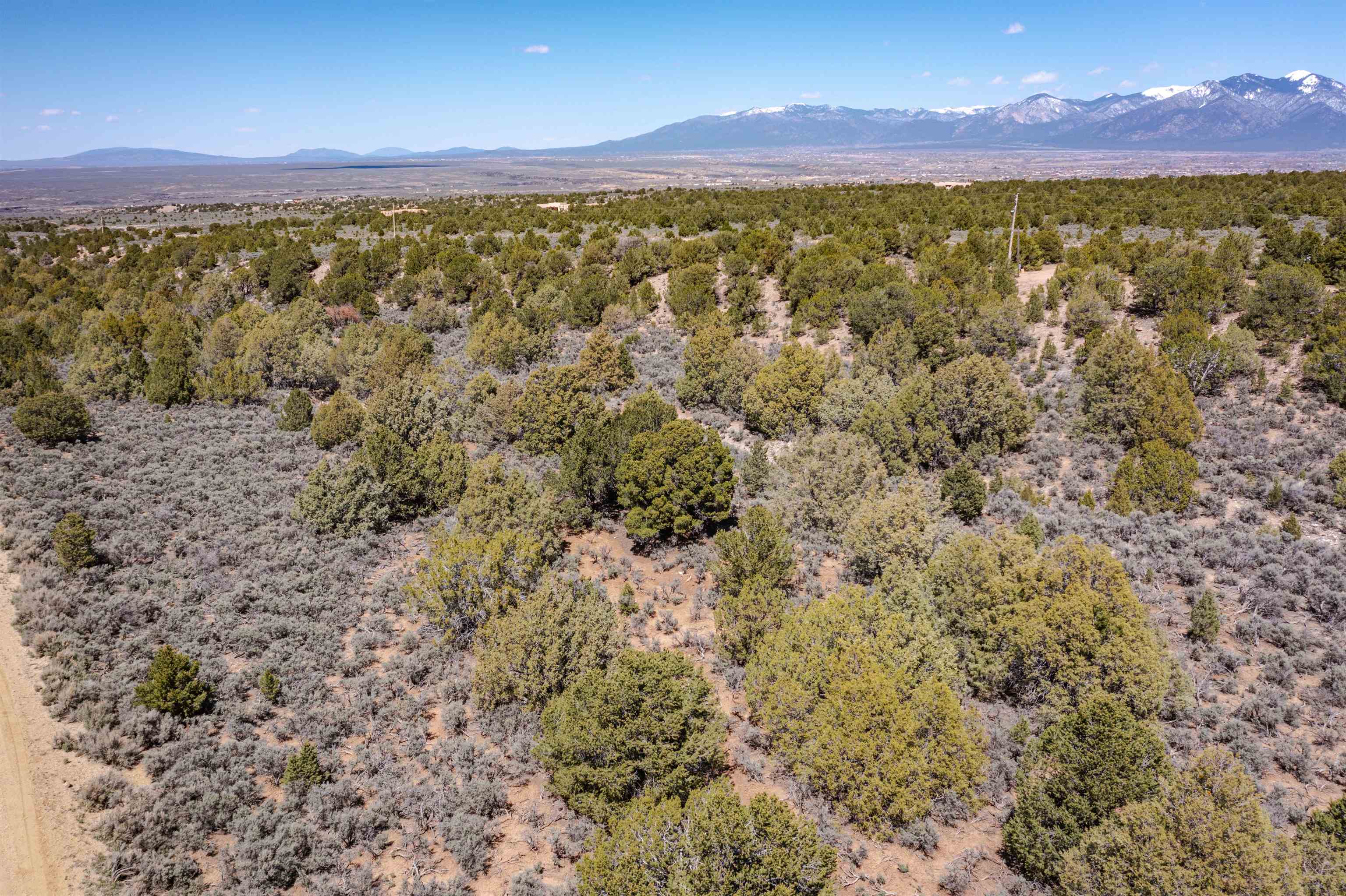 Calle Mirador, Ranchos de Taos, New Mexico image 22