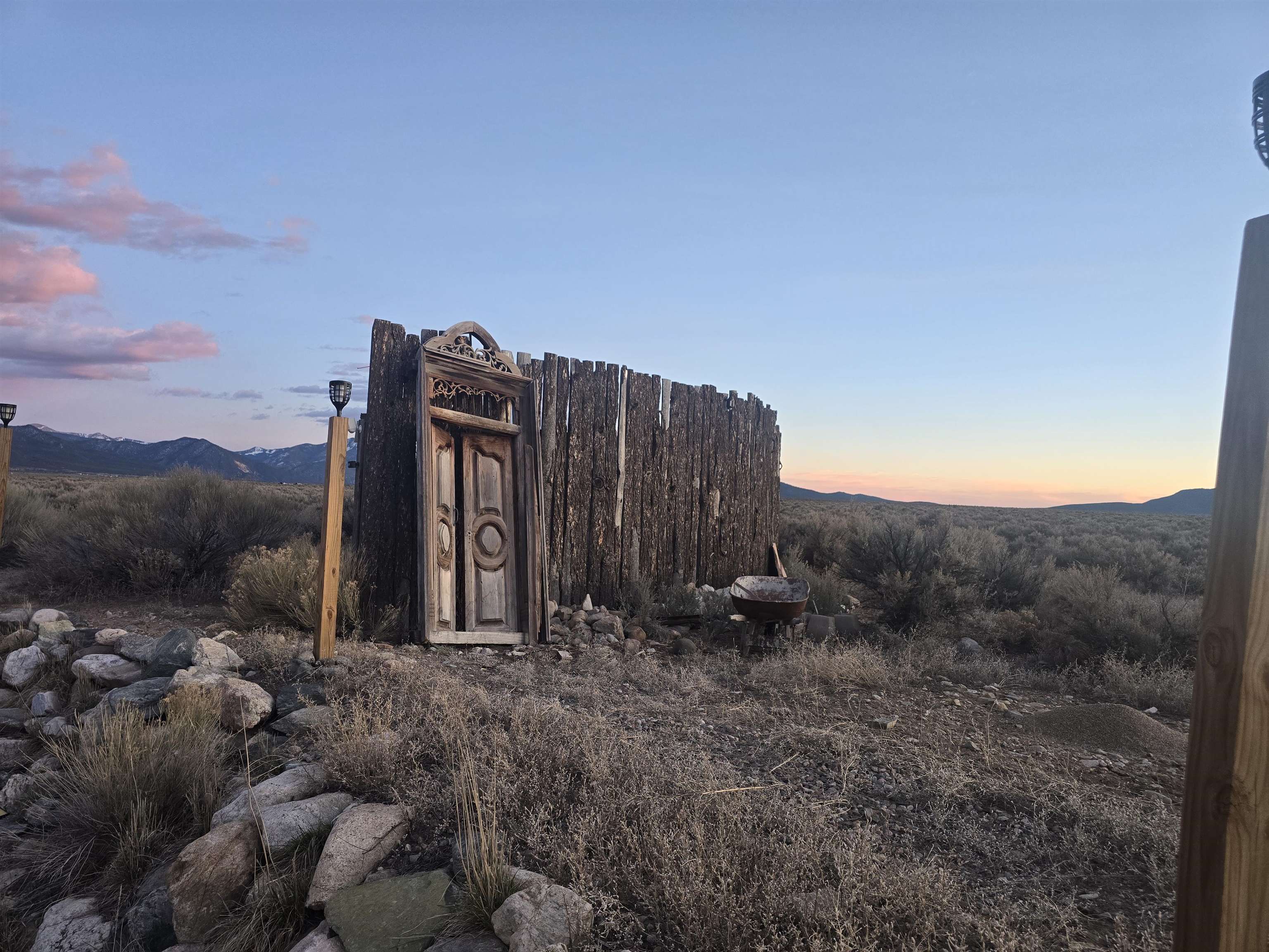 451 Ute Mountain Rd, Questa, New Mexico image 2
