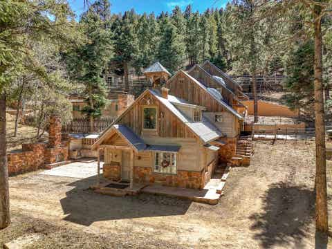 Homes For Sale - 9 Treetop Lane<br/> Taos, NM 87571