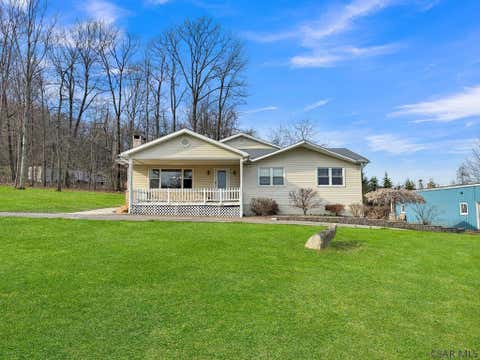 Photo for 111 Strawberry Lane
