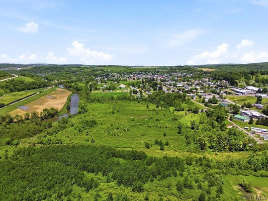 SALISBURY ST, MEYERSDALE, PA 15552 - Image 4f042a281fe3b5fa2a583036a3752c86/3862173012