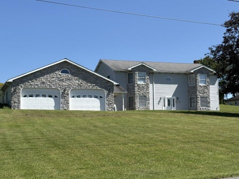 Photo for 2149 Dutch Road
