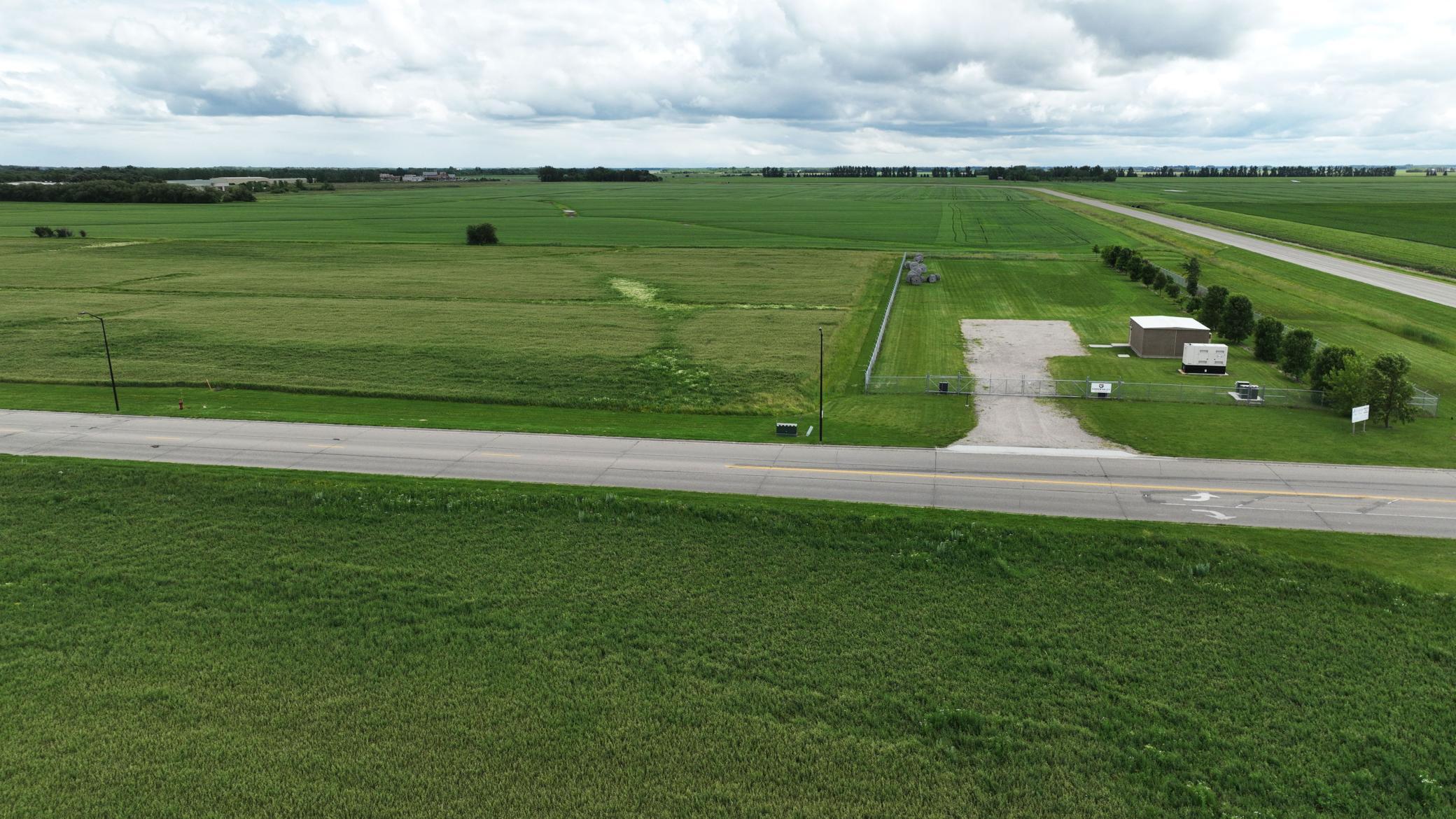 Block 2 Lot 8 W Greenwood Street, Thief River Falls, Minnesota image 1