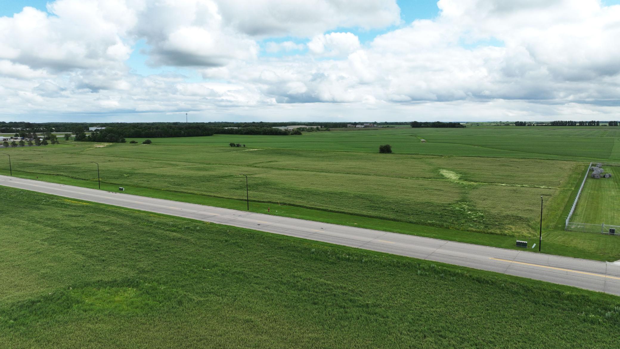 Block 2 Lot 8 W Greenwood Street, Thief River Falls, Minnesota image 6