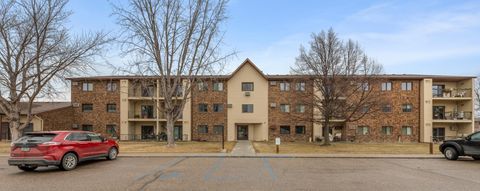 Condo For Sale - 1424 14th Street<br/> Cass County, West Fargo, ND 58078