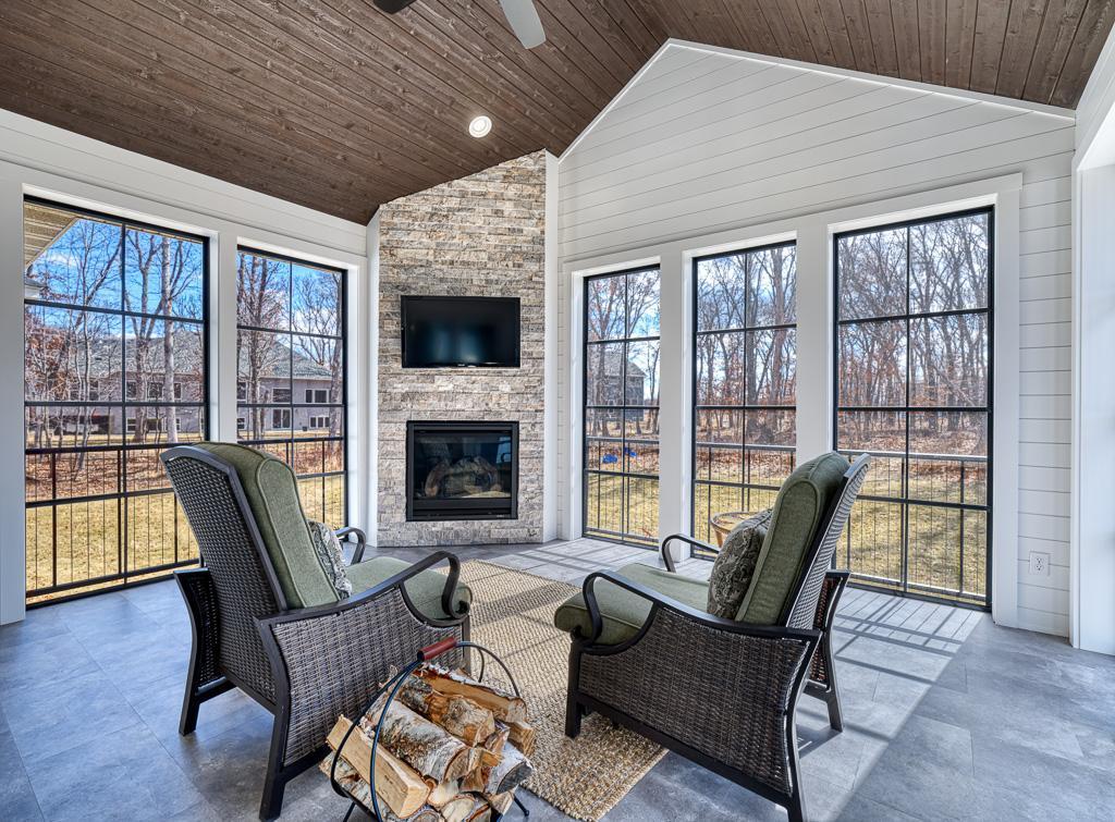 4818 145th Avenue, Ham Lake, Minnesota image 1