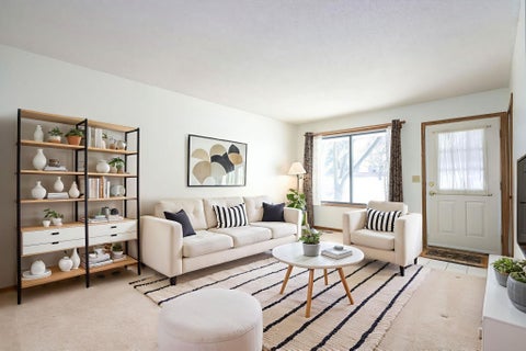 Condo For Sale - 7630 13th Street<br/> Washington County, Saint Paul, MN 55128