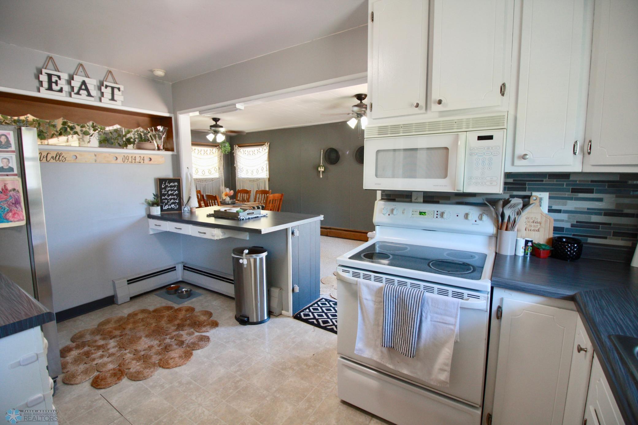 636 Vine Street, Breckenridge, Minnesota image 24