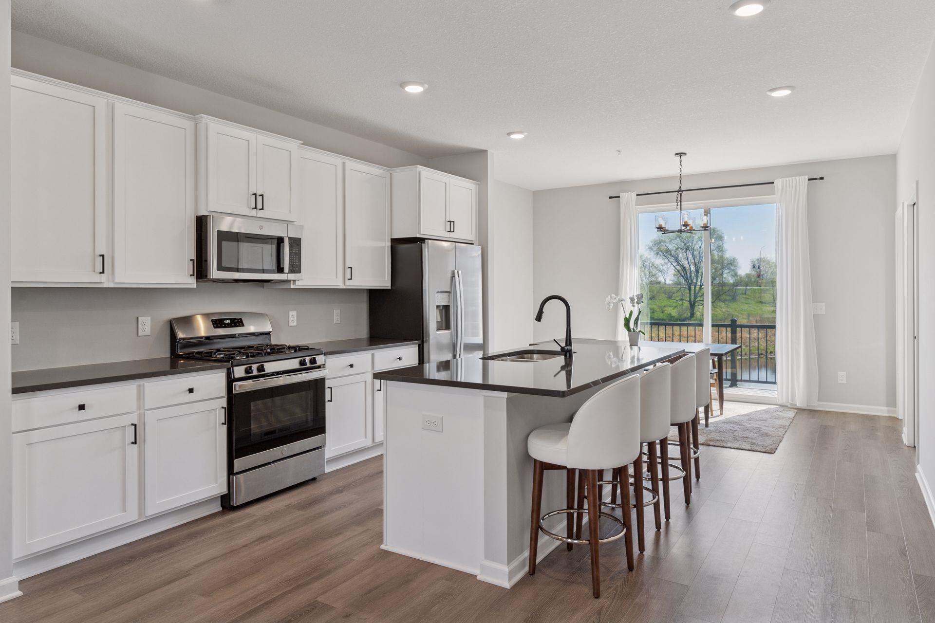8678 London Circle #B, Minneapolis, Minnesota image 6