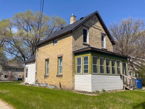 Homes For Sale - 601 11th Avenue<br/> Saint Cloud, MN 56303