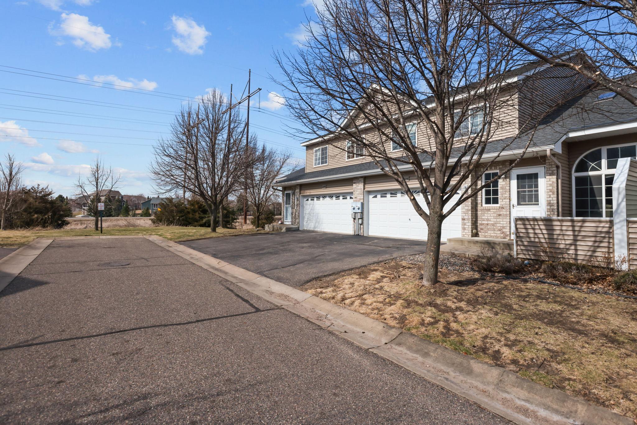 11291 16th Street, Saint Michael, Minnesota image 2