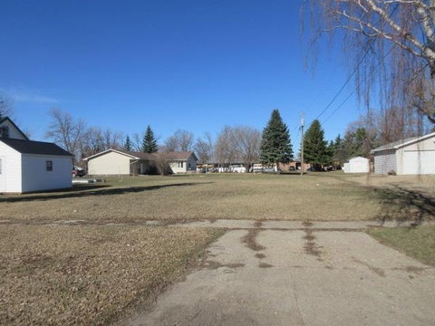 Vacant Land For Sale - 275 3rd Street<br/> Minto, ND 58261