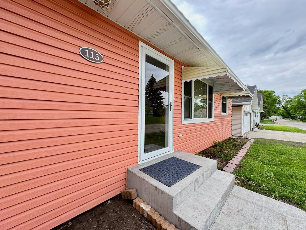 115 1st Street, Pelican Rapids, Minnesota image 7
