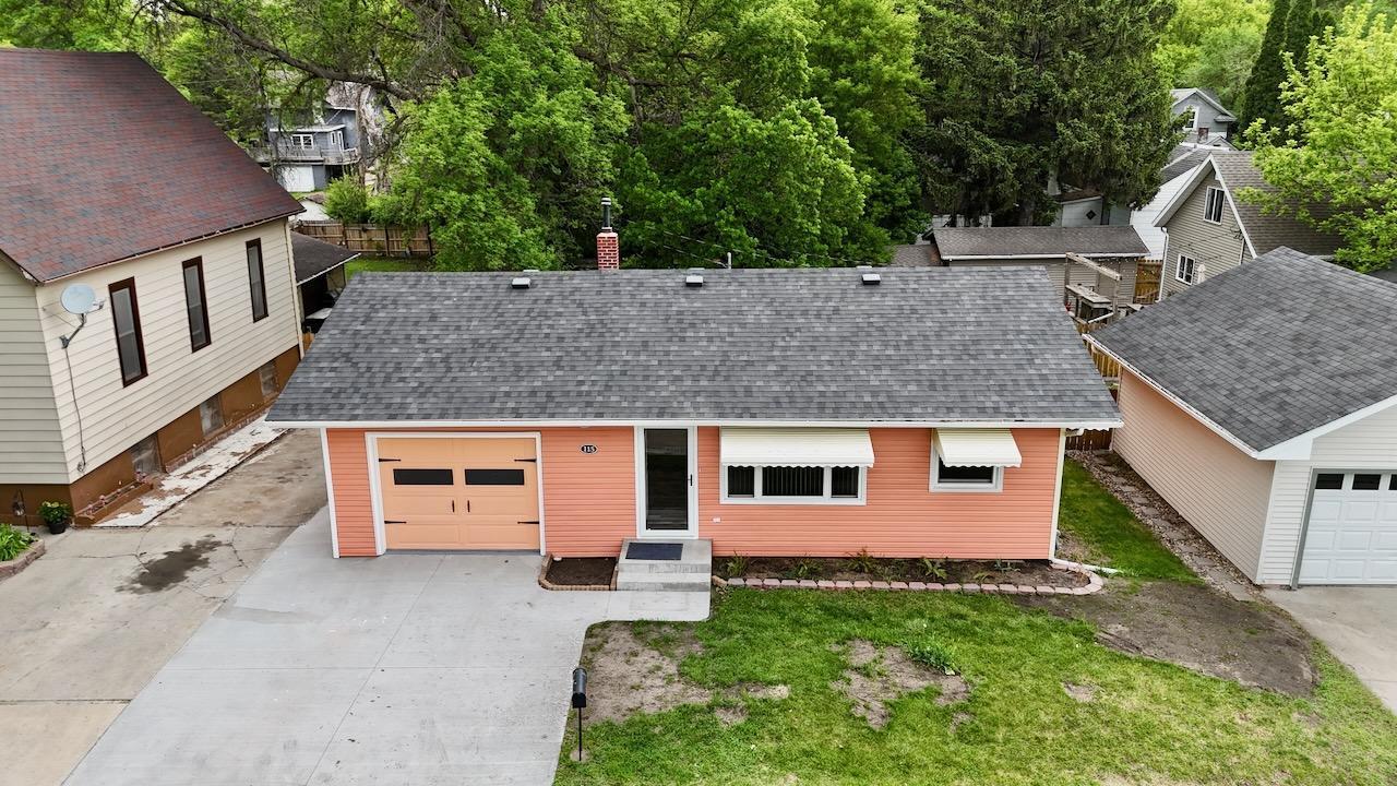 115 1st Street, Pelican Rapids, Minnesota image 1