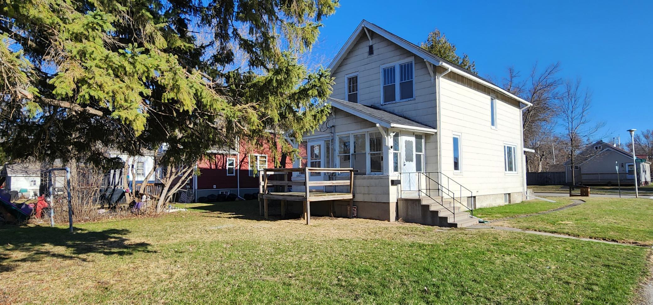 1024 6th Street, International Falls, Minnesota image 1