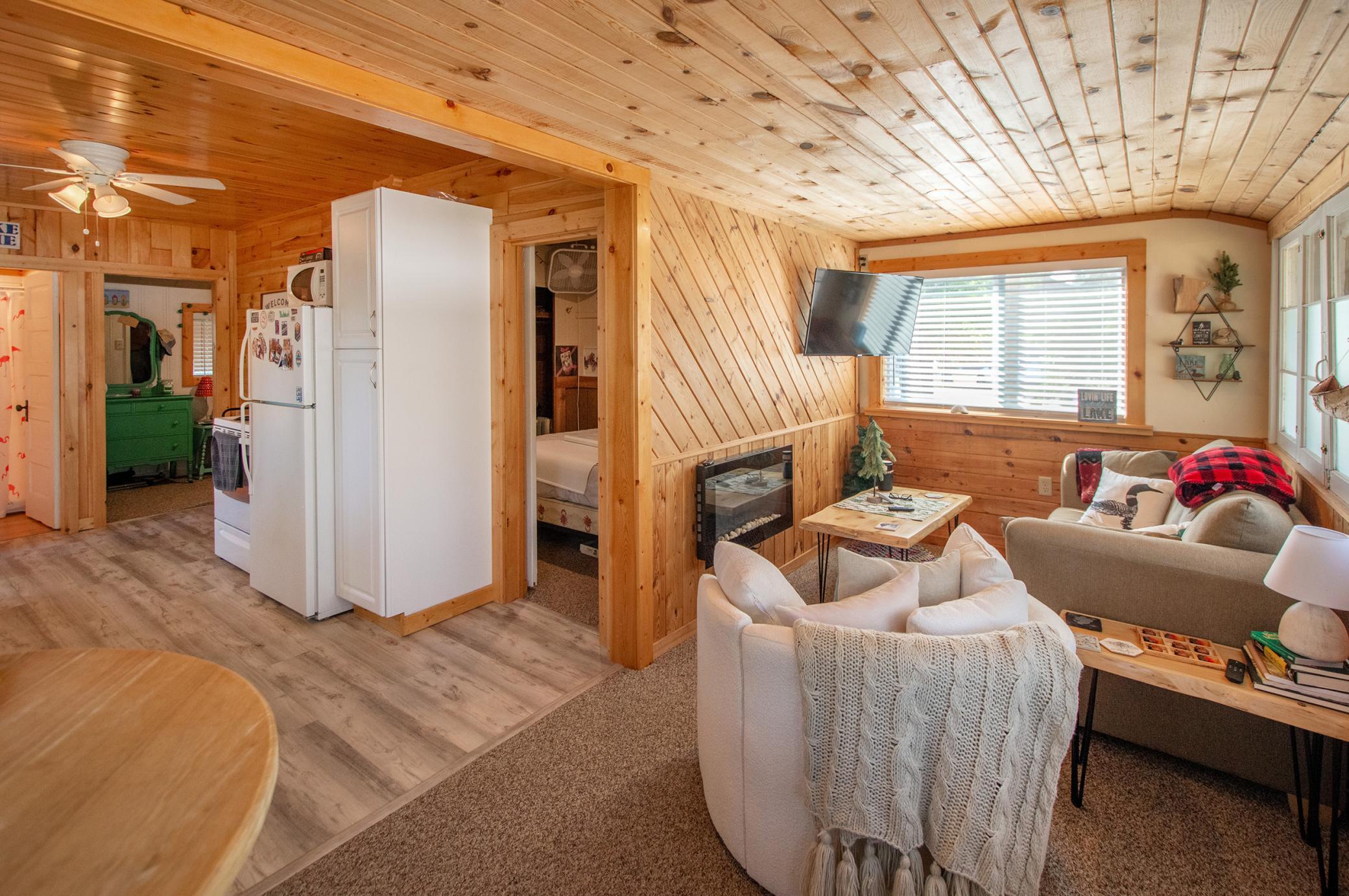 30203 Circle Drive, Pequot Lakes, Minnesota image 13
