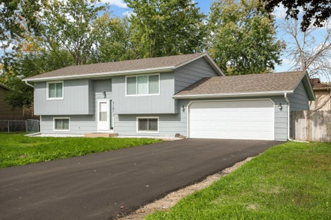 Homes For Sale - 7181 Colorado Avenue<br/> Minneapolis, MN 55429