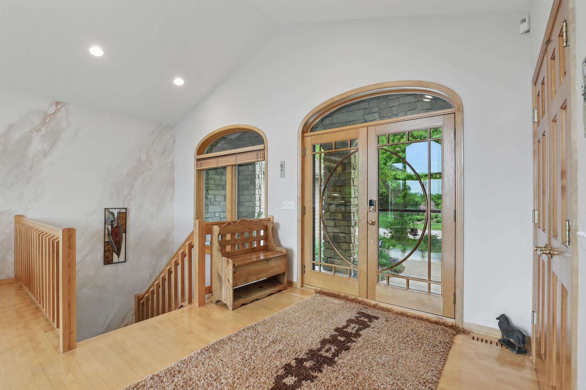 8811 Ridge Ponds Drive, Victoria, Minnesota image 3