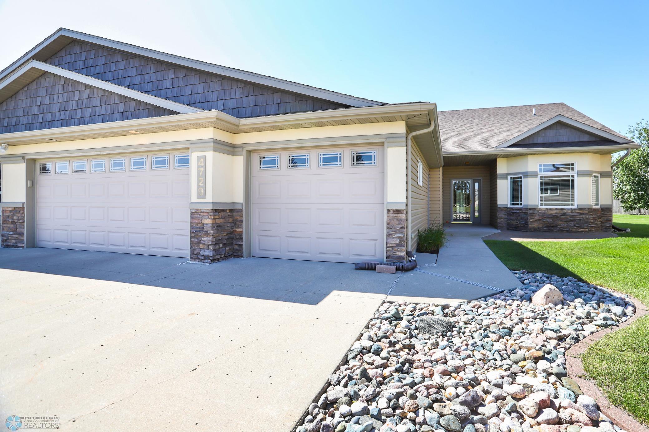 Fargo, North Dakota 58104, United States, 3 Bedrooms Bedrooms, ,2 BathroomsBathrooms,Residential,Active,198857