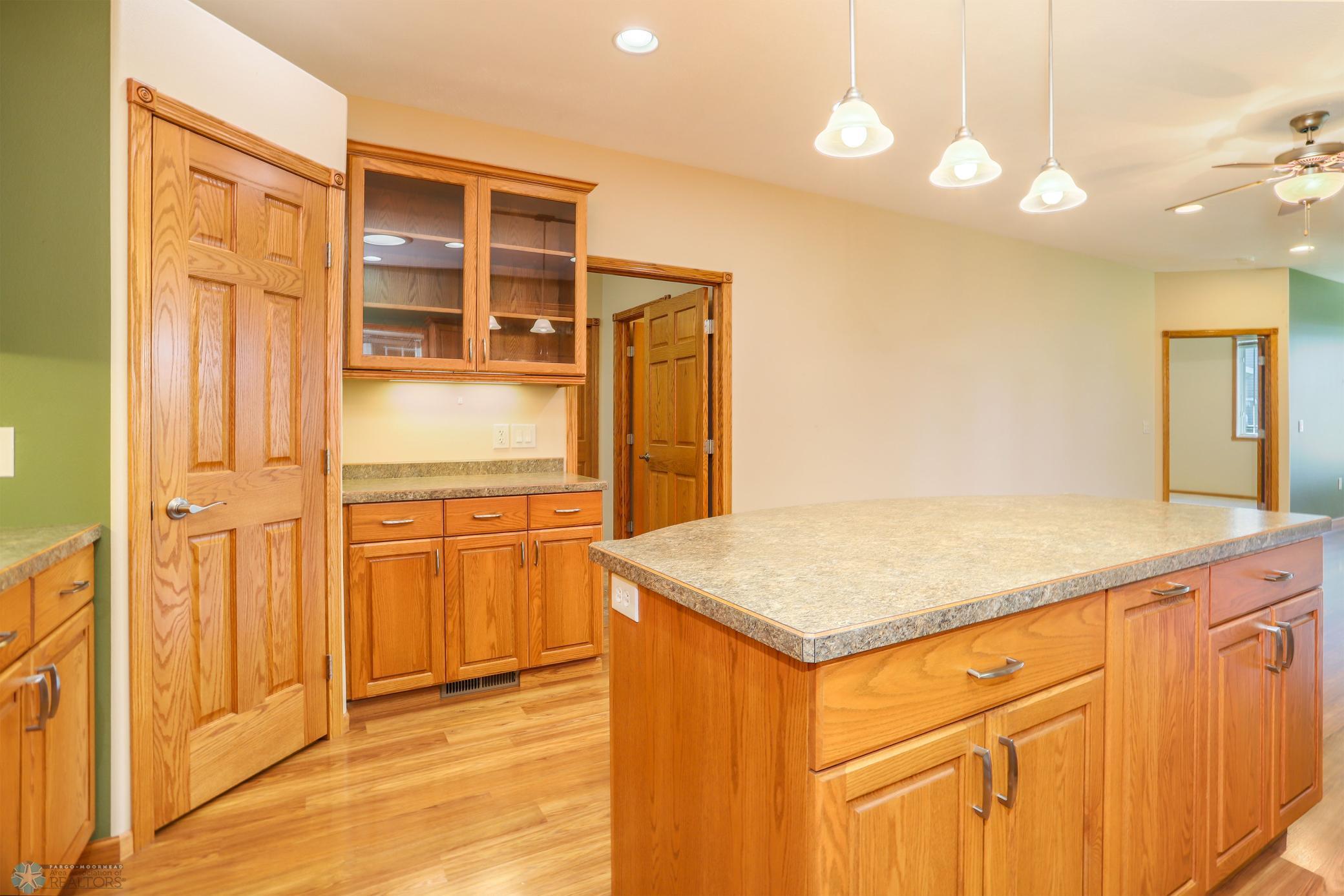 Fargo, North Dakota 58104, United States, 3 Bedrooms Bedrooms, ,2 BathroomsBathrooms,Residential,Active,198857