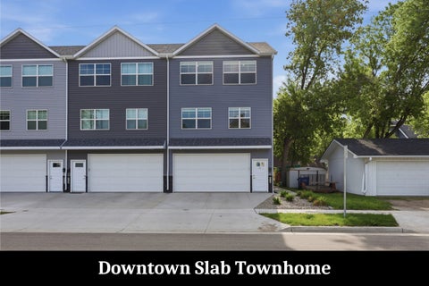 Townhouse For Sale - 911 7th Street<br/> Cass County, Fargo, ND 58102