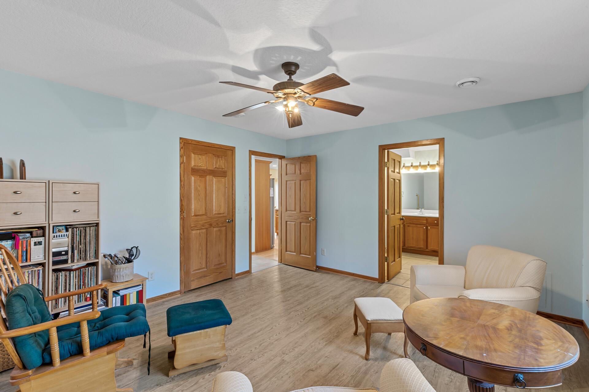 6566 Spruce Drive, Cannon Falls, Minnesota image 20