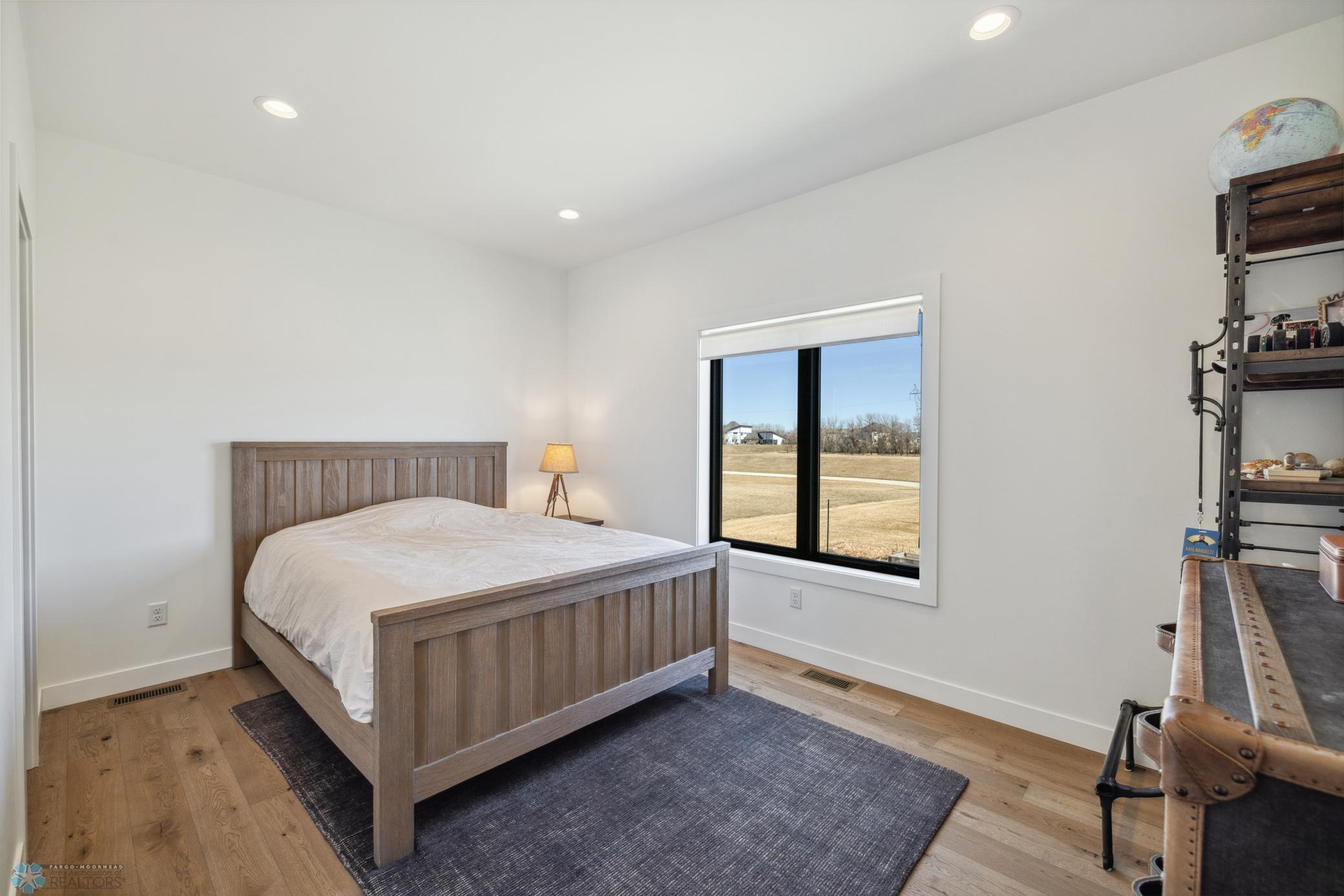 Fargo, North Dakota 58104, United States, 6 Bedrooms Bedrooms, ,4 BathroomsBathrooms,Residential,Pending,60130