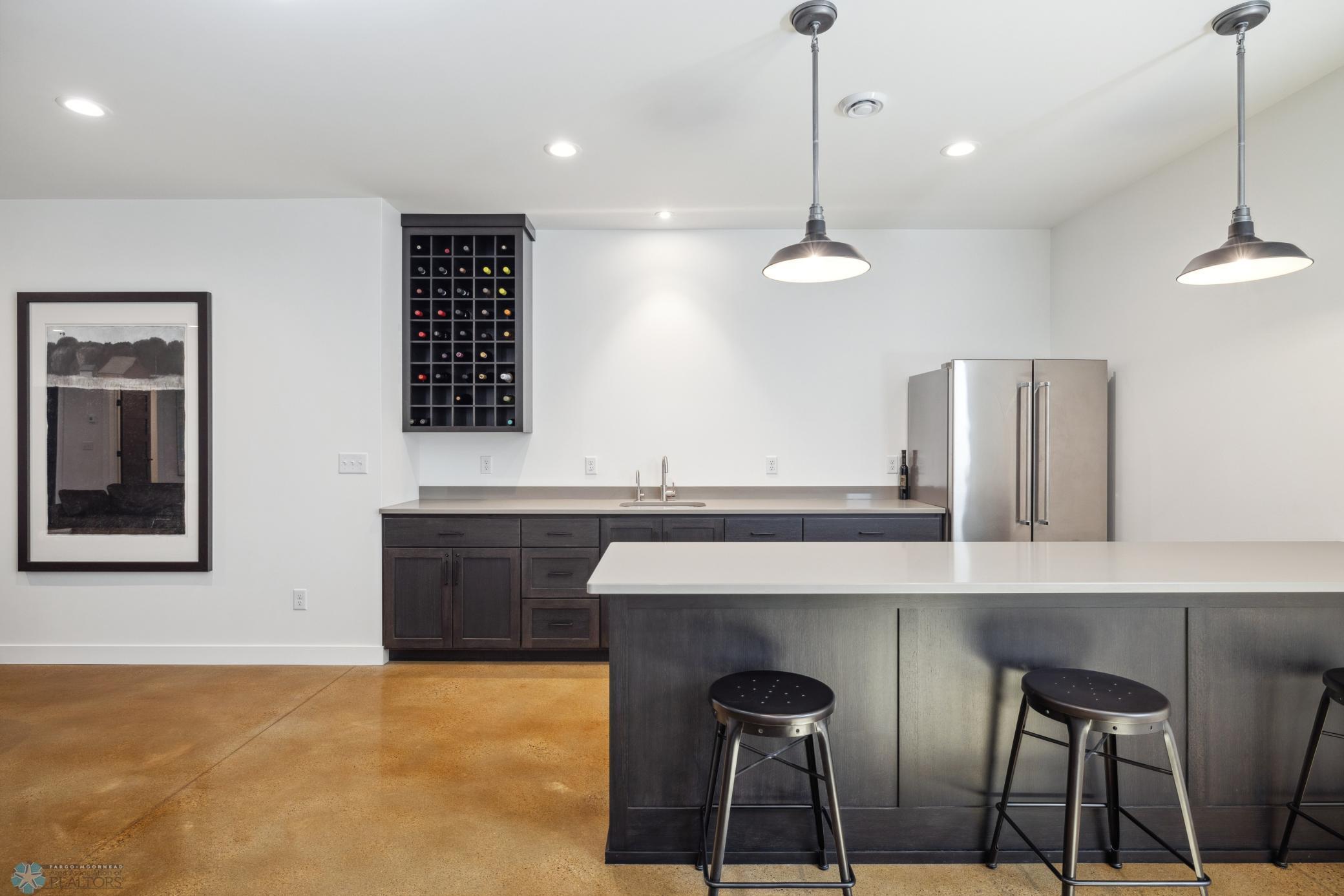 Fargo, North Dakota 58104, United States, 6 Bedrooms Bedrooms, ,4 BathroomsBathrooms,Residential,Pending,60130