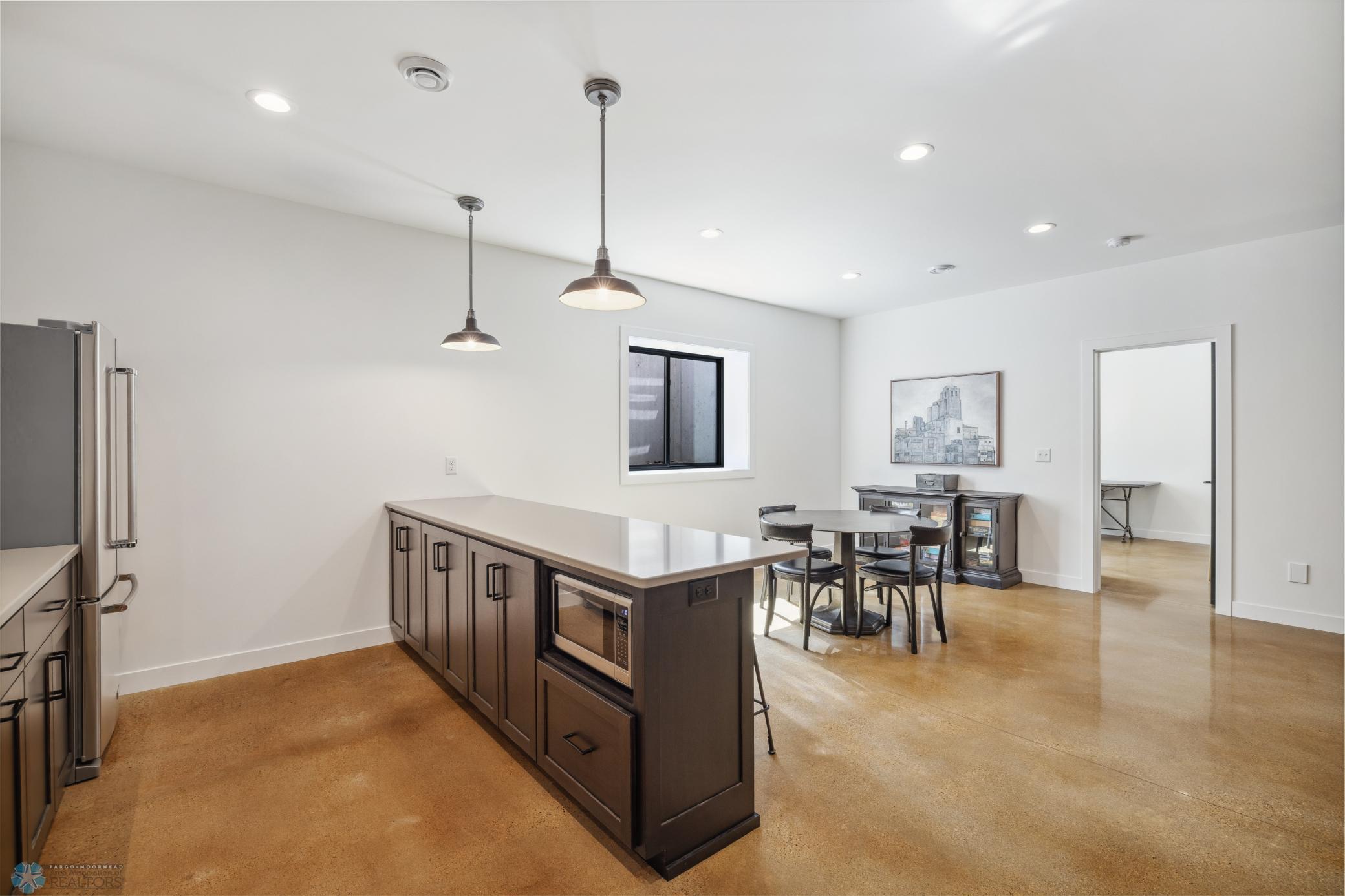 Fargo, North Dakota 58104, United States, 6 Bedrooms Bedrooms, ,4 BathroomsBathrooms,Residential,Pending,60130