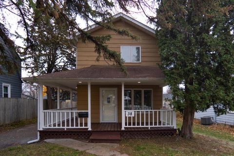 Homes For Sale - 38 Winona Street<br/> Ramsey County, Saint Paul, MN 55107
