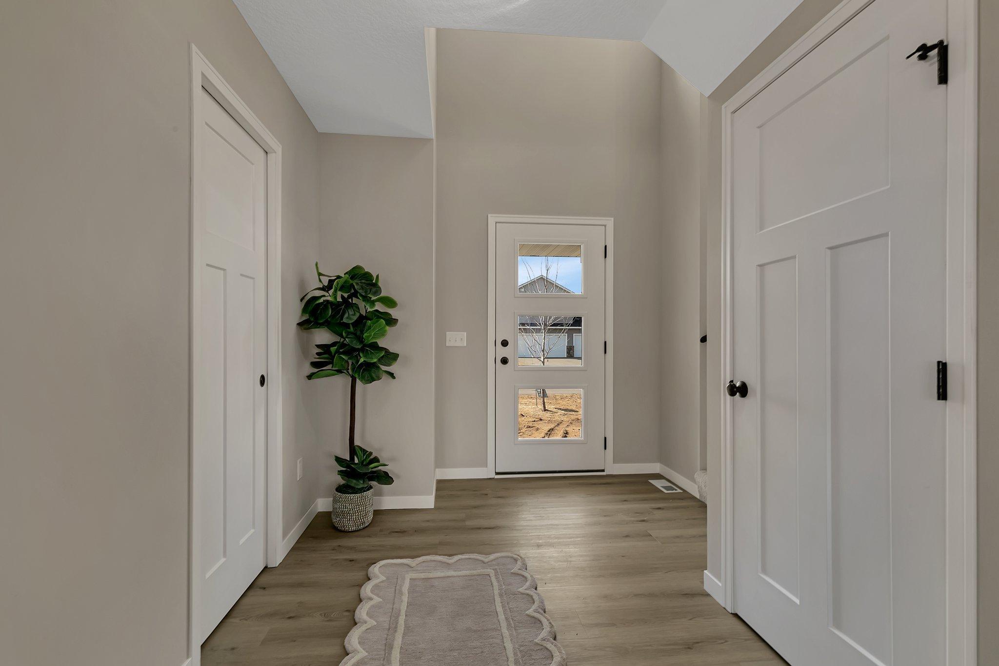 31014 Goldfinch Lane, Saint Cloud, Minnesota image 3