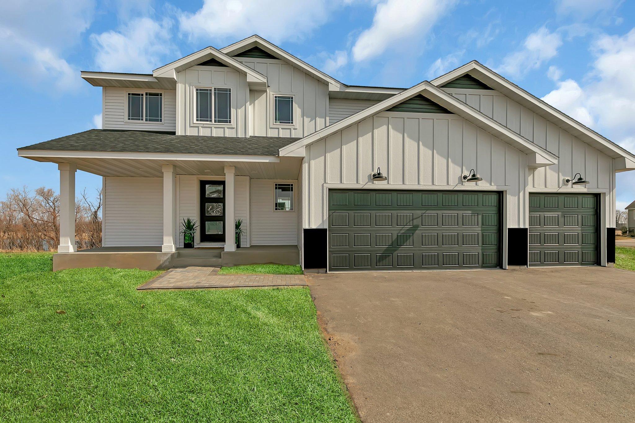 31014 Goldfinch Lane, Saint Cloud, Minnesota image 1
