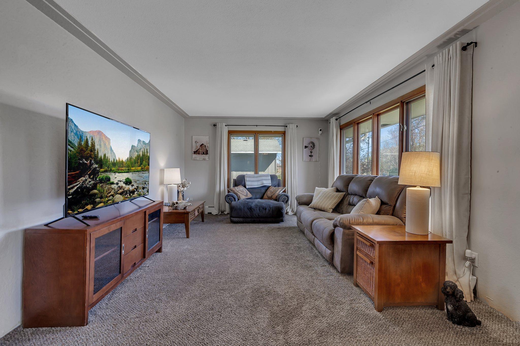 1517 Oak Grove Road, Saint Cloud, Minnesota image 2