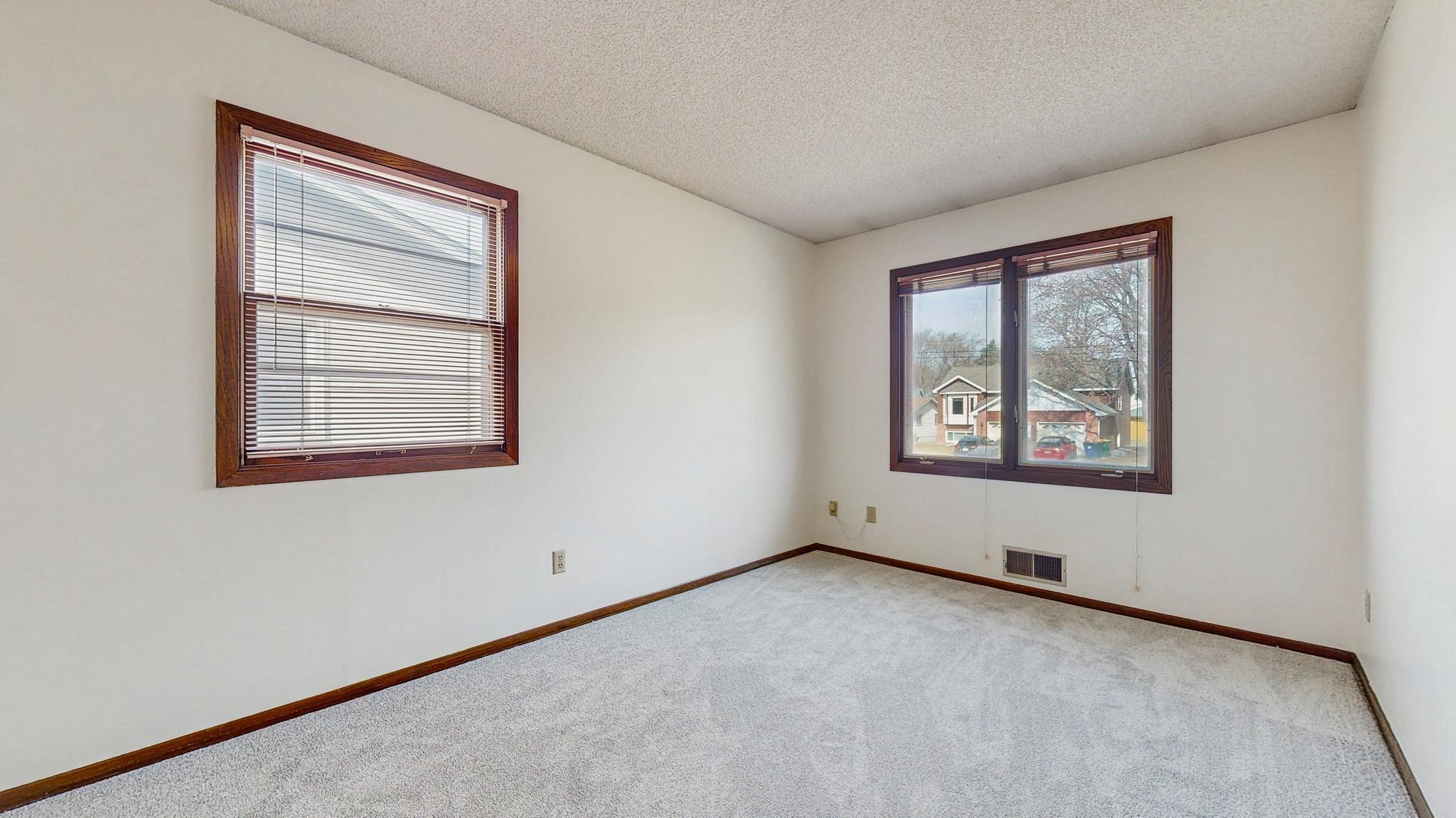 1038 42 1/2 Avenue, Minneapolis, Minnesota image 13