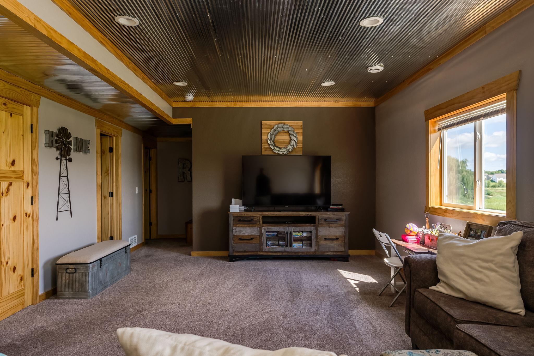 705 Deer Trail, Montgomery, Minnesota image 11