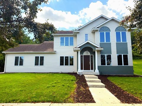 Homes For Sale - 3018 Mayowood Common Circle<br/> Rochester, MN 55902