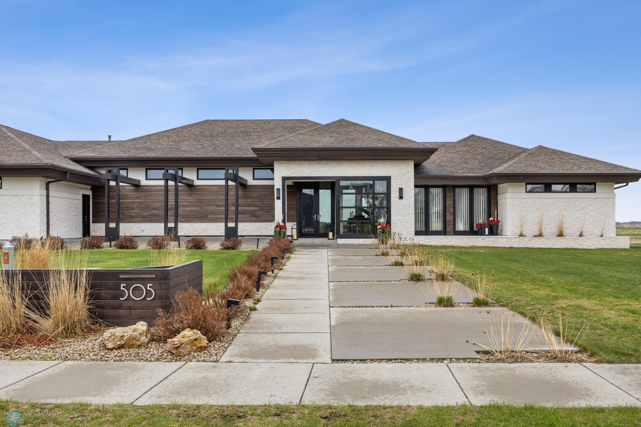 505 Tessa Drive, Moorhead, Minnesota image 4