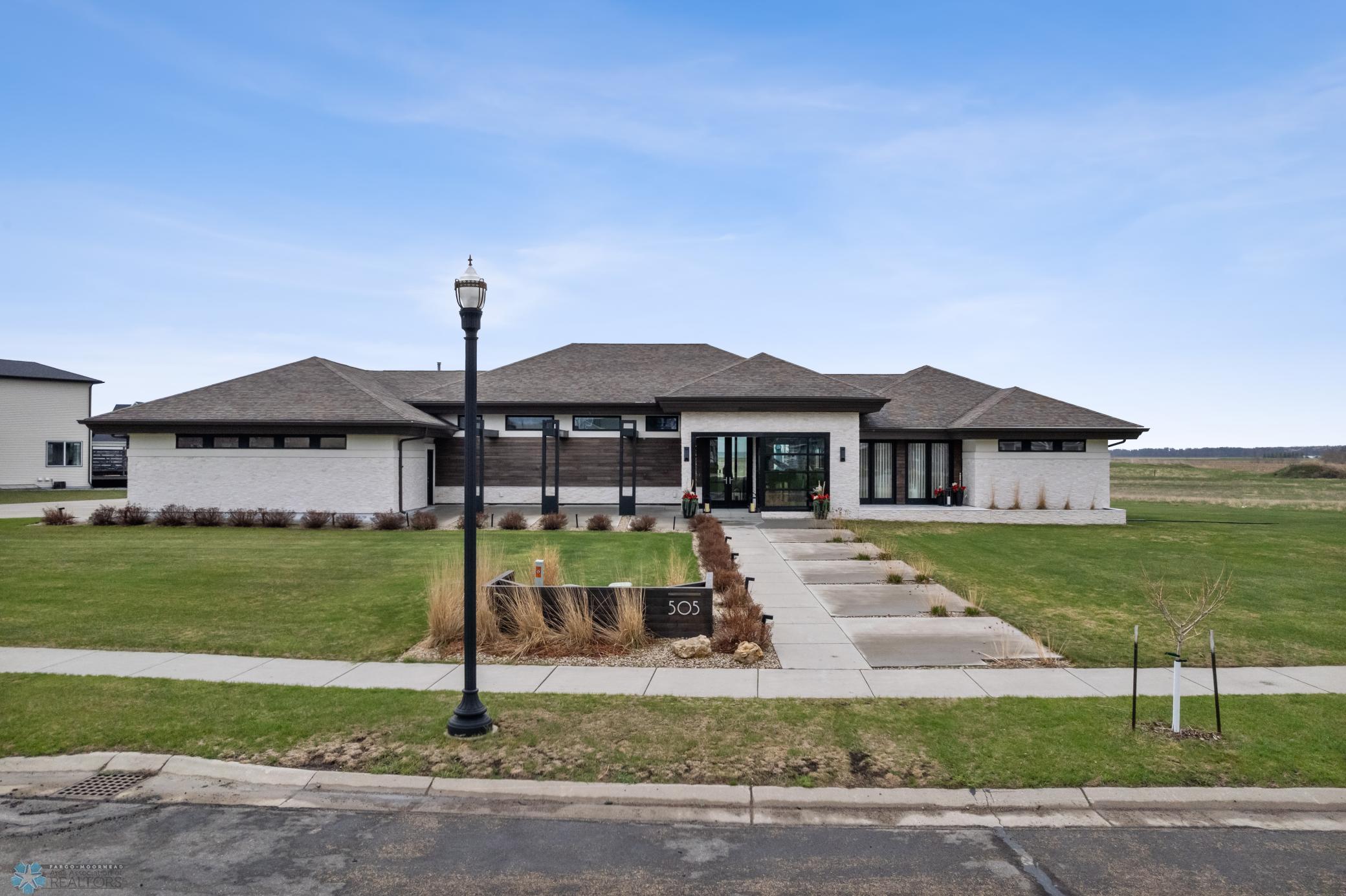 505 Tessa Drive, Moorhead, Minnesota image 3