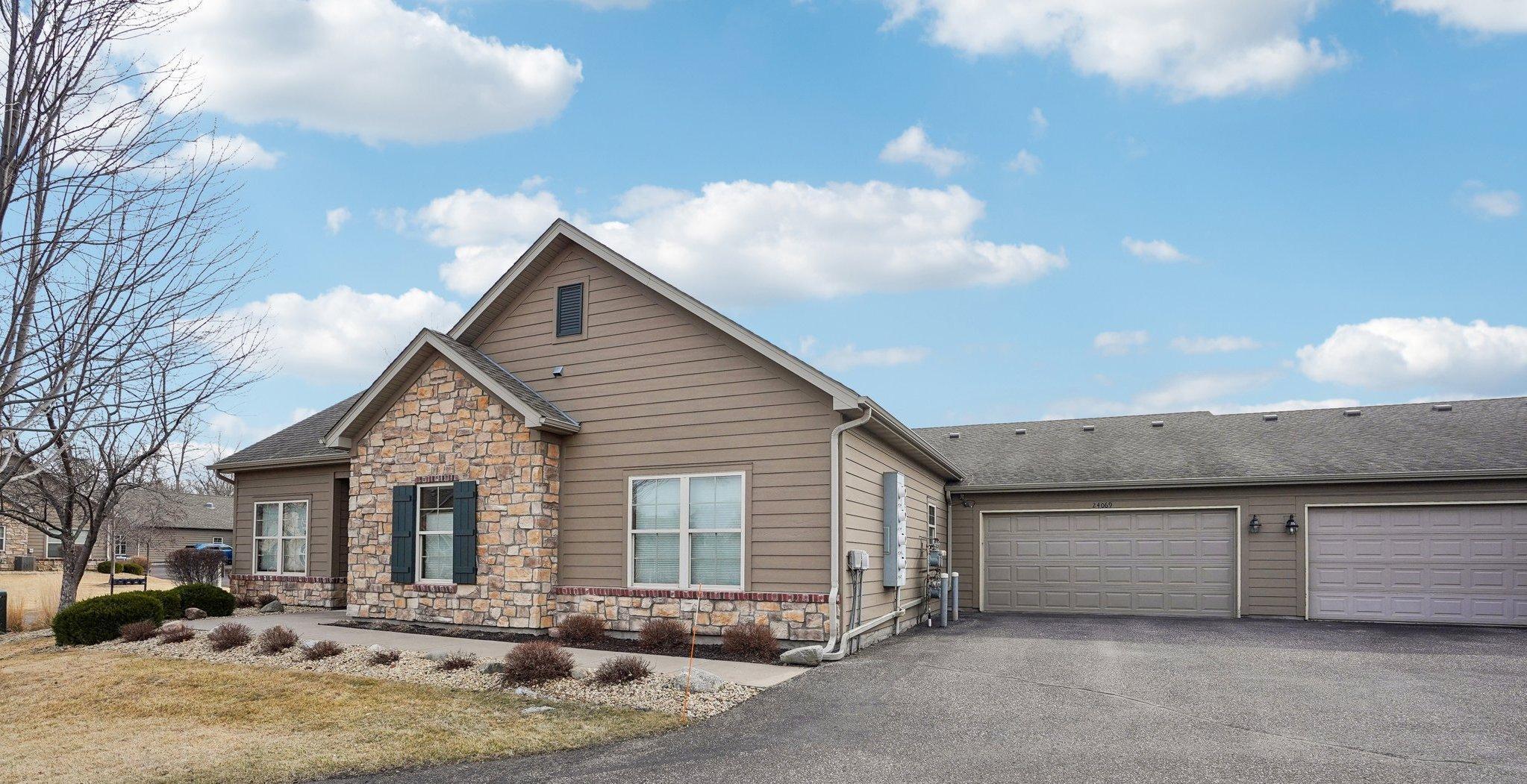24069 Rivers Edge Road, Rogers, Minnesota image 1