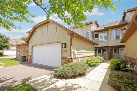 Townhouse For Sale - 2340 19th Avenue<br/> Minneapolis, MN 55418