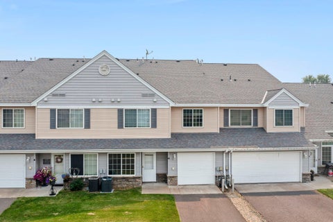 Townhouse For Sale - 345 Roosevelt Street<br/> Cambridge, MN 55008