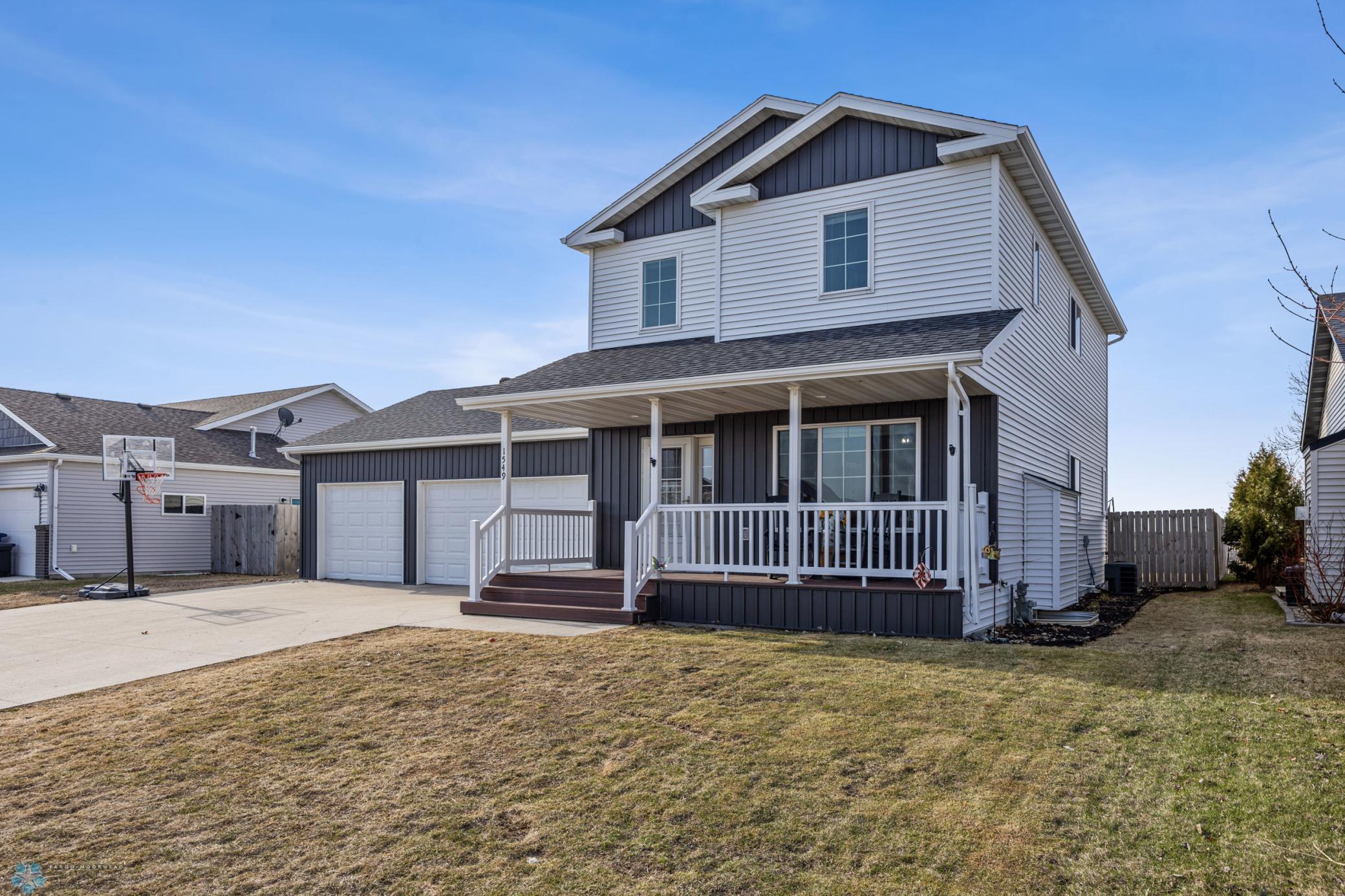 1549 46th Avenue, Moorhead, Minnesota image 2