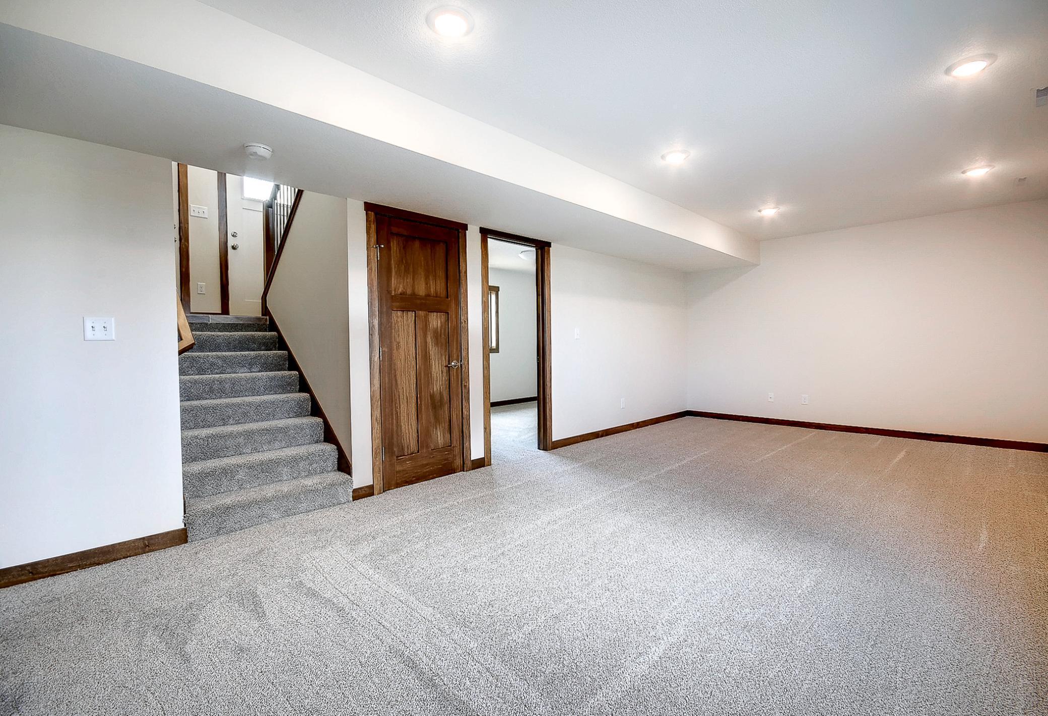 700 Washington Street, Kenyon, Minnesota image 37