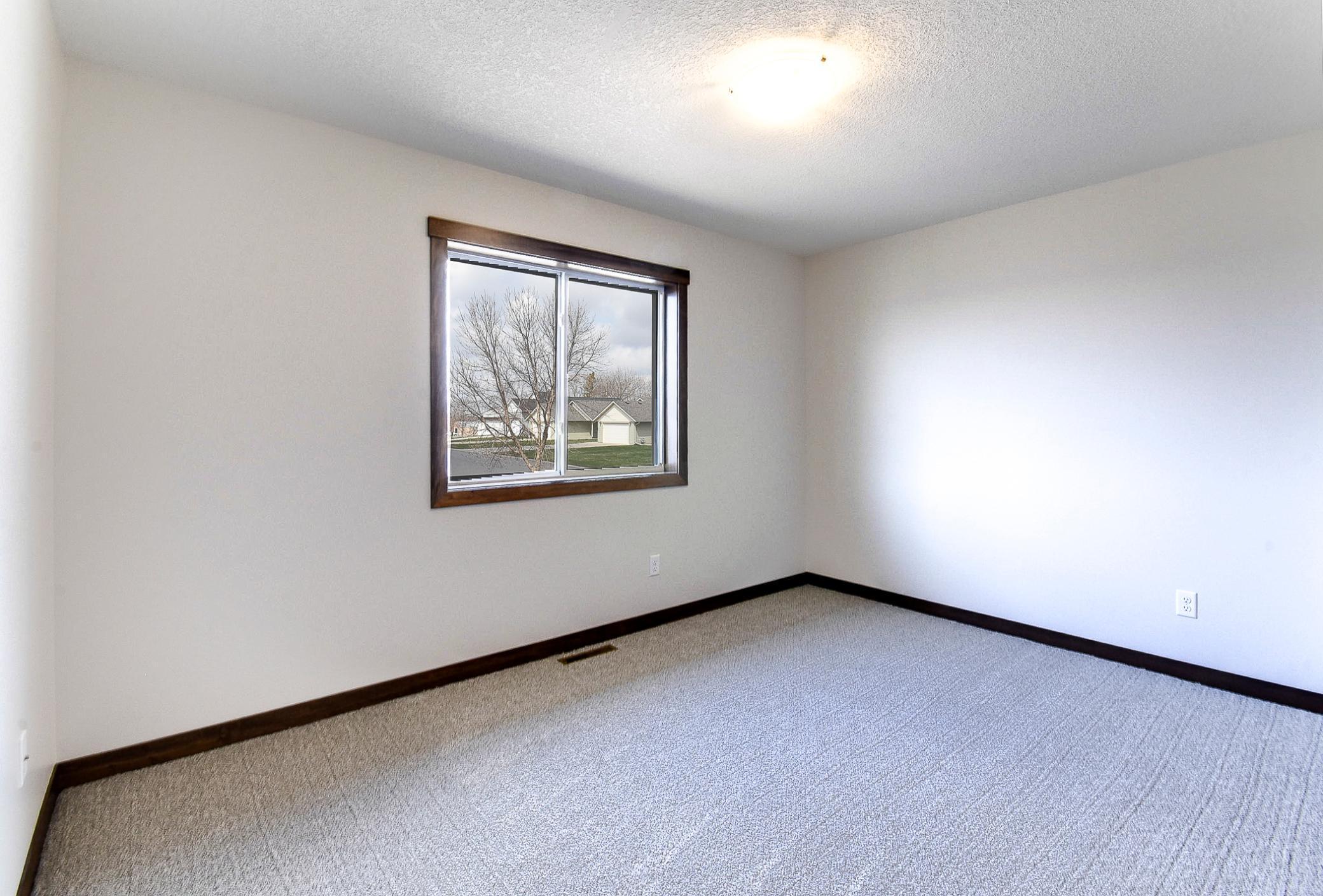 700 Washington Street, Kenyon, Minnesota image 35
