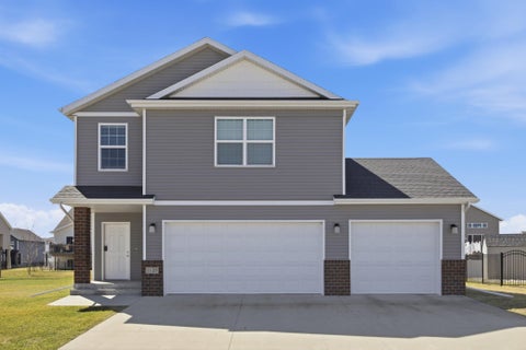 Homes For Sale - 1125 29th Avenue<br/> Cass County, West Fargo, ND 58078