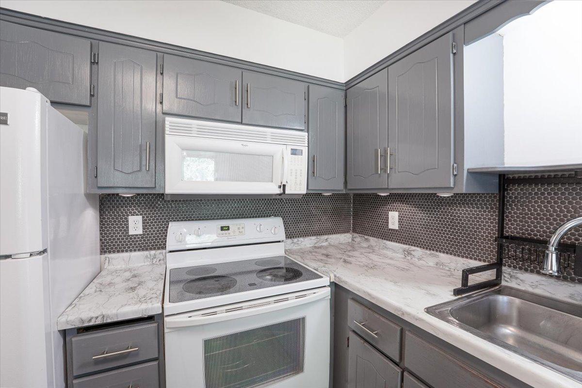 6900 Unity Avenue, Minneapolis, Minnesota image 14
