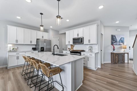 Townhouse For Sale - 9699 4th Street<br/> Lake Elmo, MN 55042