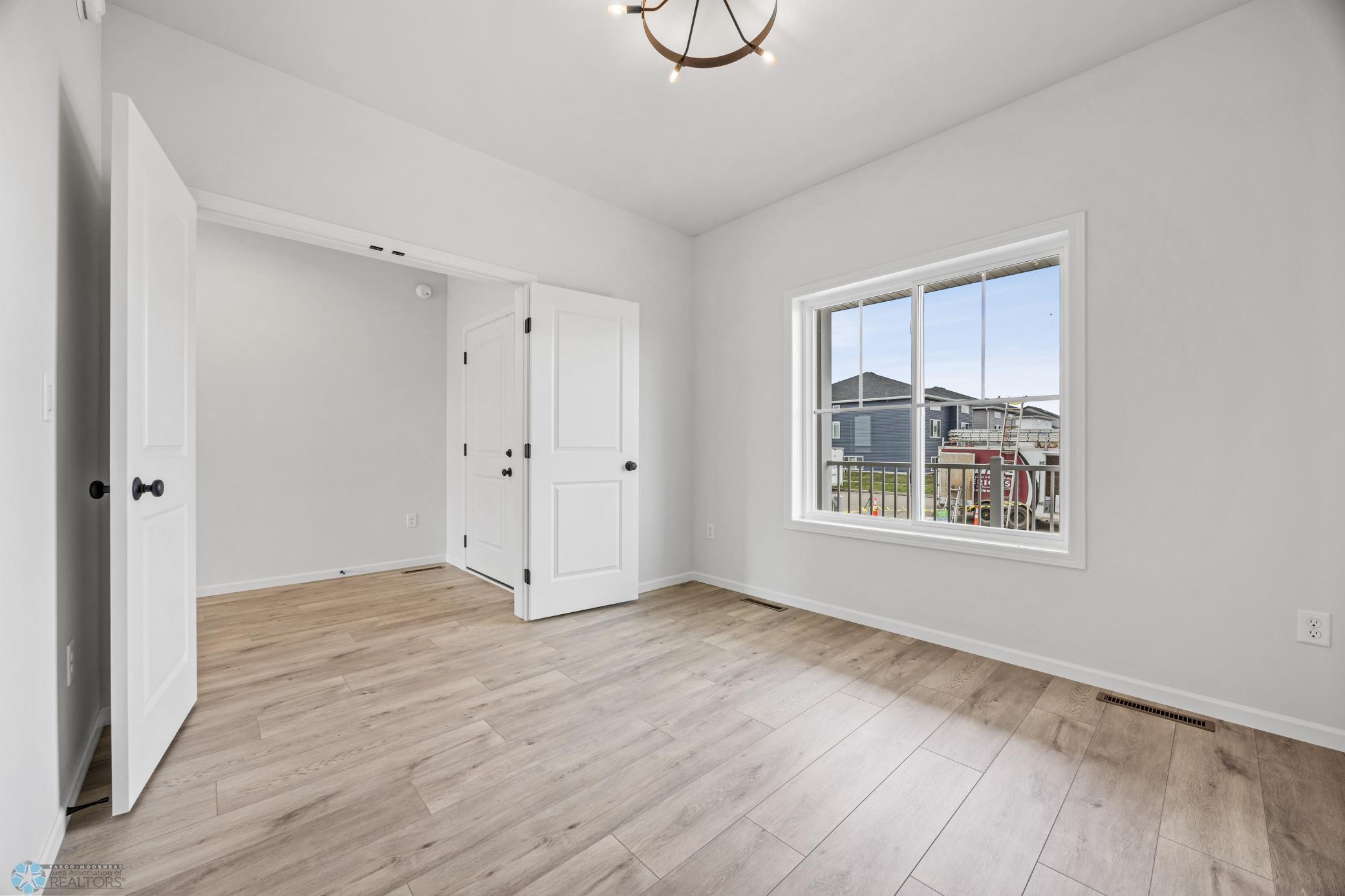 5875 11th Street, West Fargo, North Dakota image 14